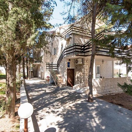 Apartments Pinija 수페타르 외부 사진