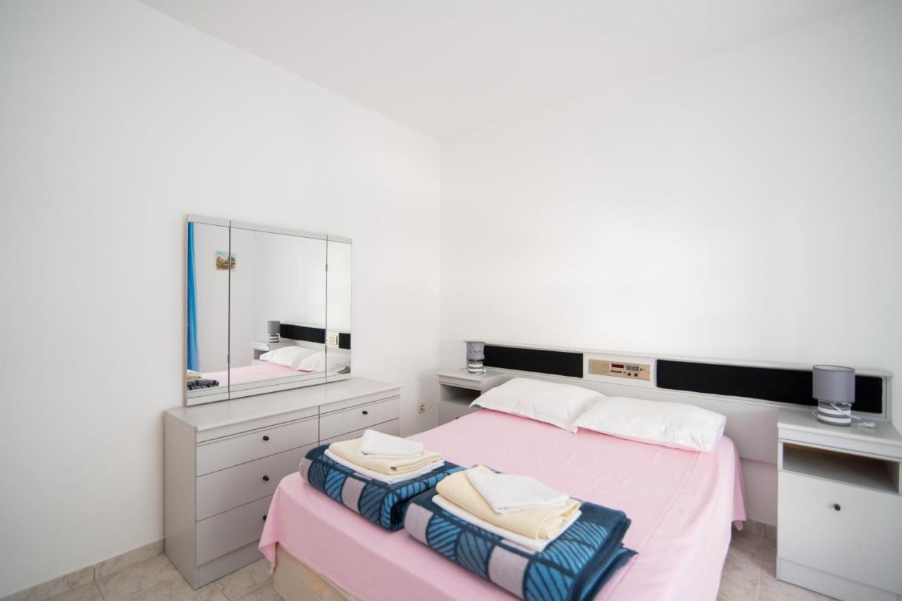 Apartments Pinija 수페타르 외부 사진