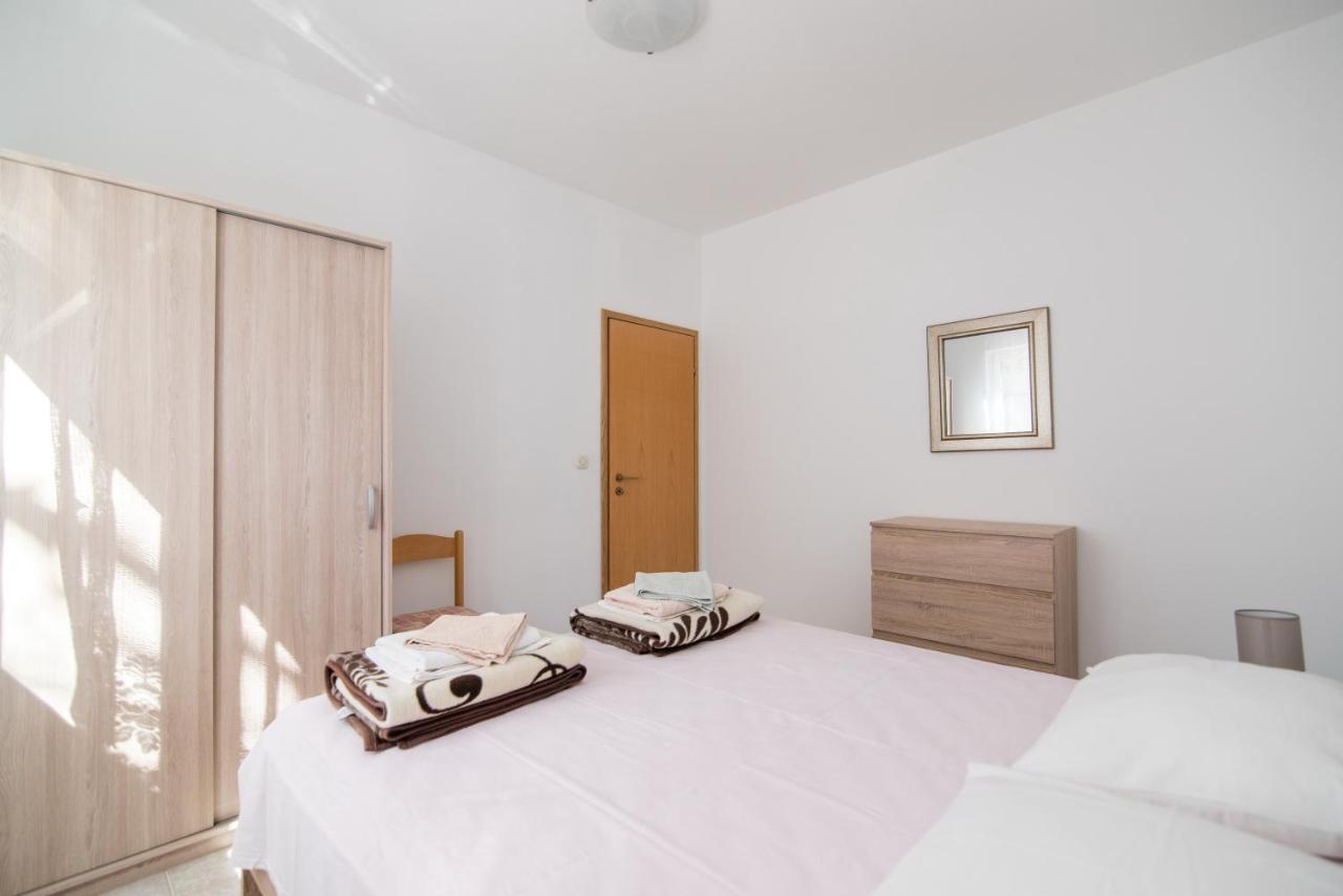 Apartments Pinija 수페타르 외부 사진
