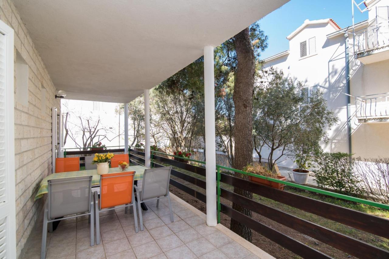 Apartments Pinija 수페타르 외부 사진
